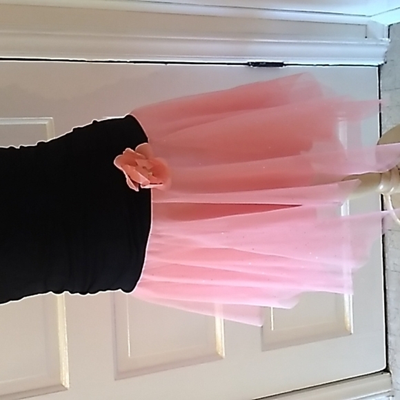 Thea Dora 8 peach black prom formal dance dress made in USA 🇺🇸 - Picture 2 of 4